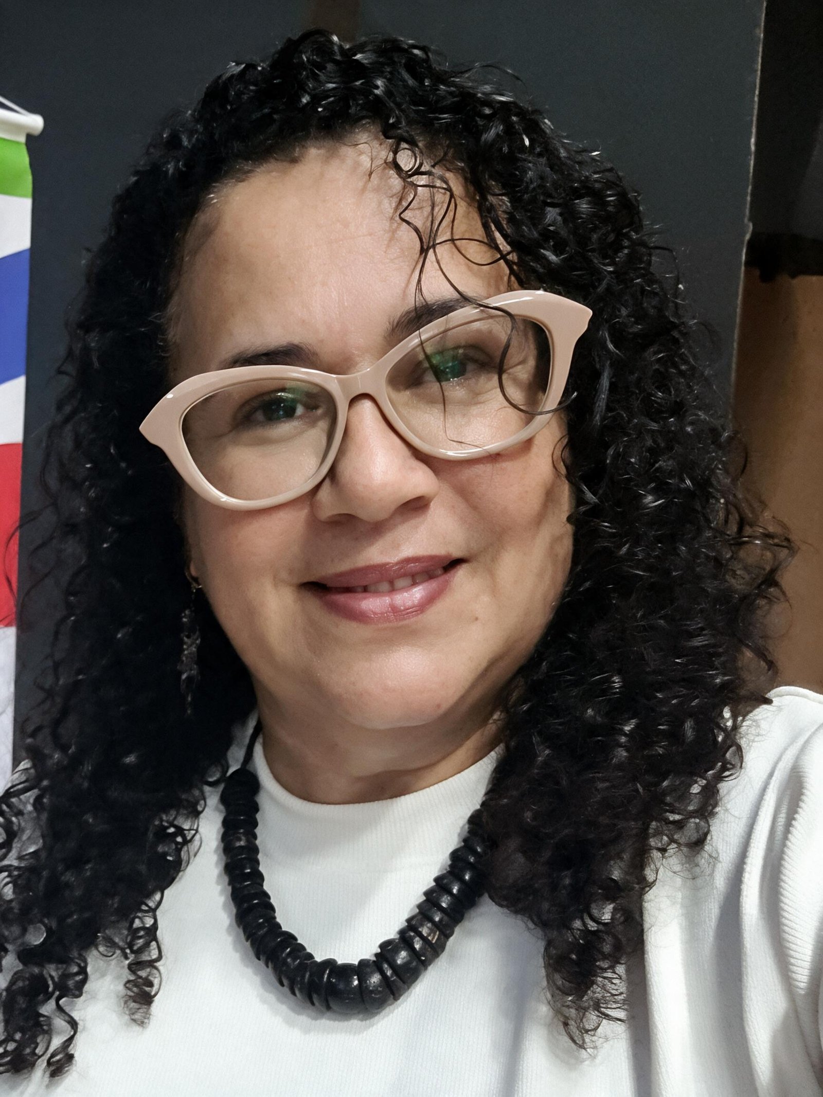 Lanara Guimarães de Souza